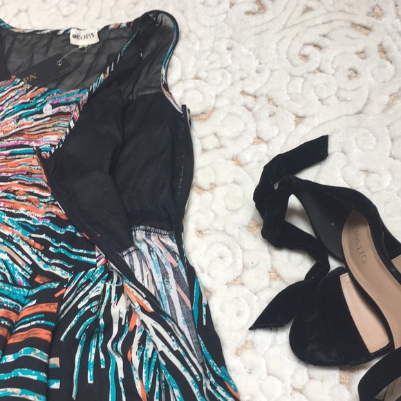 Printed Dress - Picture 3 of 4